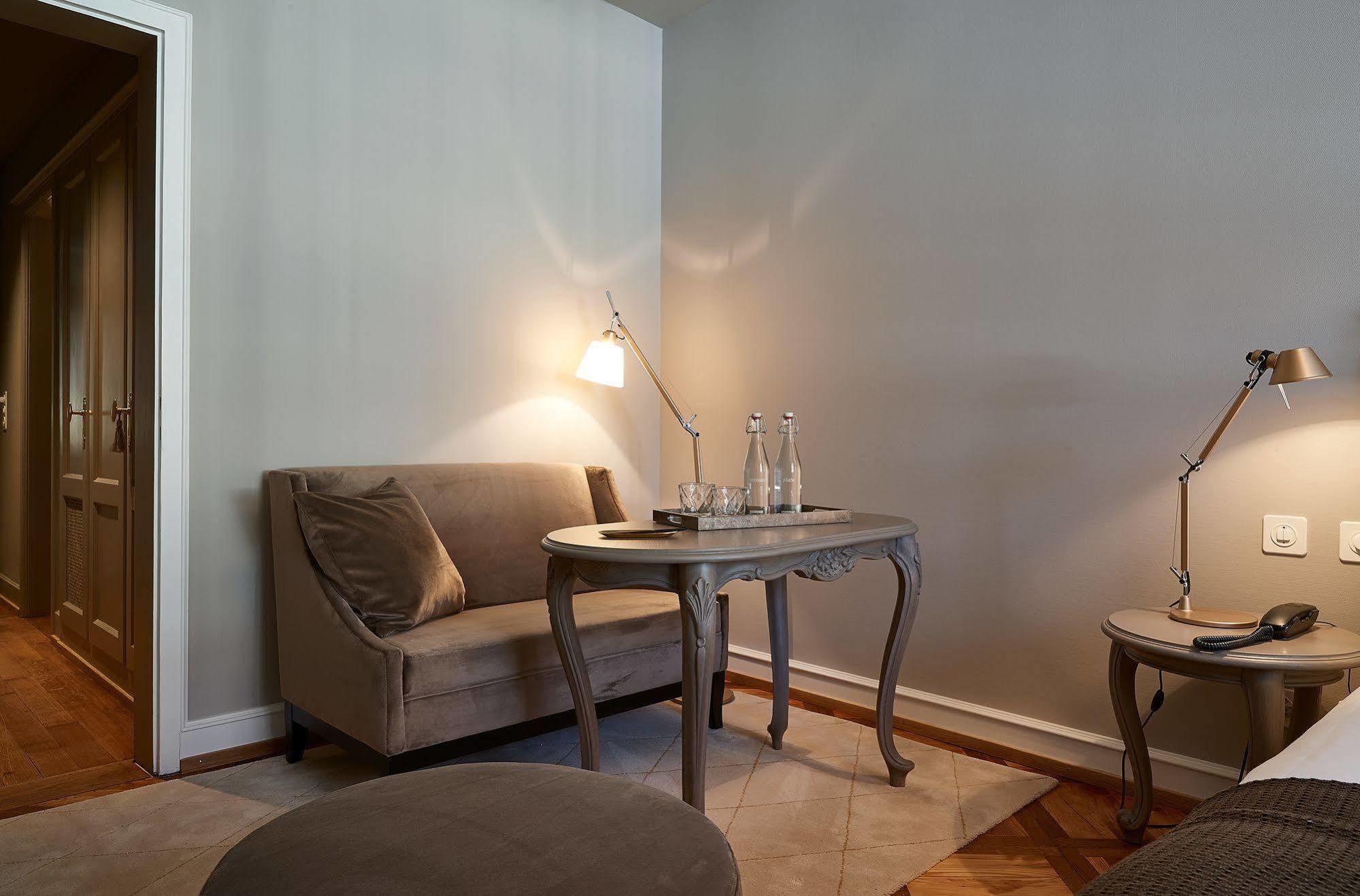 Boutique Hotel La Couronne Solothurn Buitenkant foto
