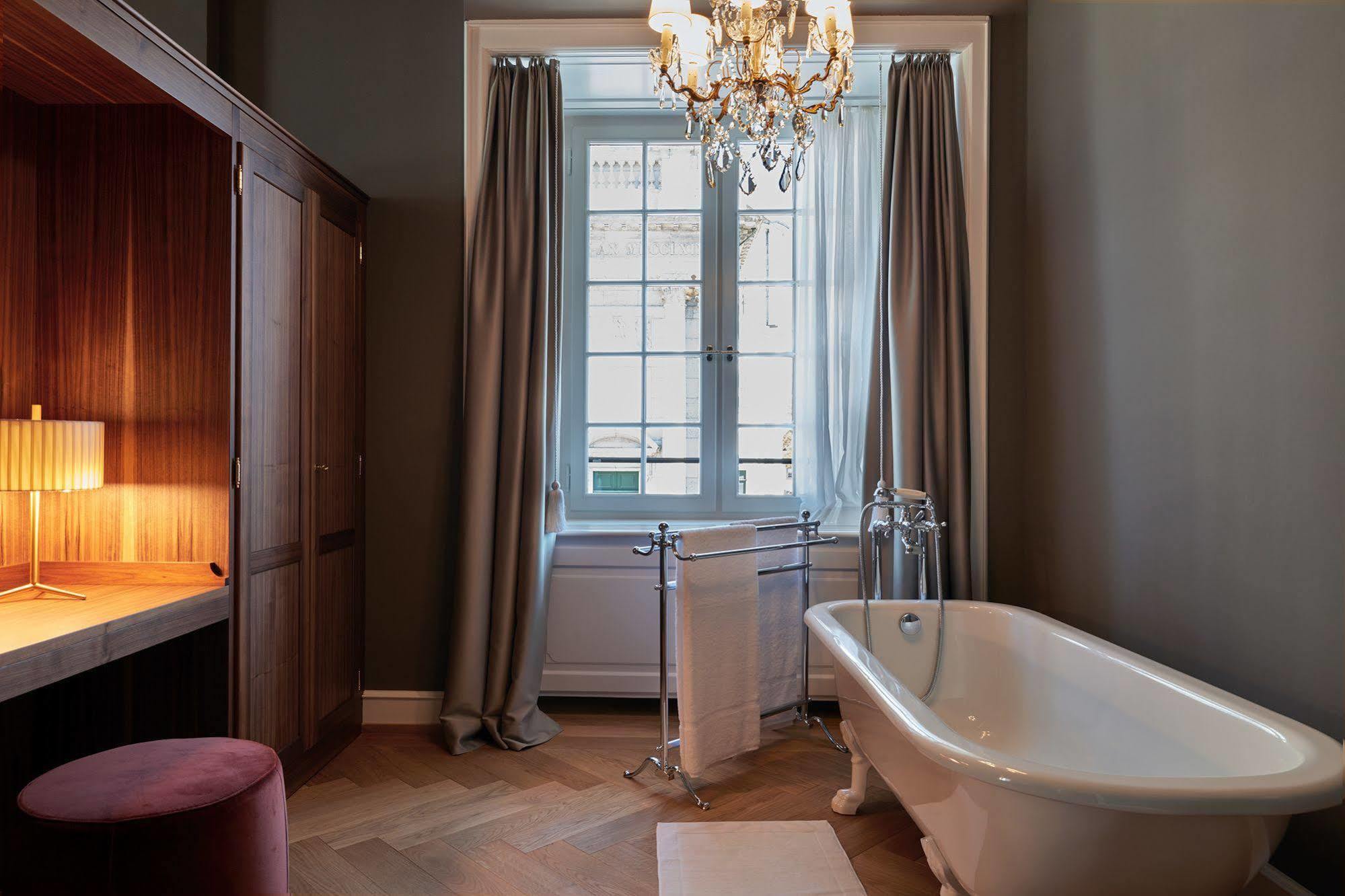 Boutique Hotel La Couronne Solothurn Buitenkant foto