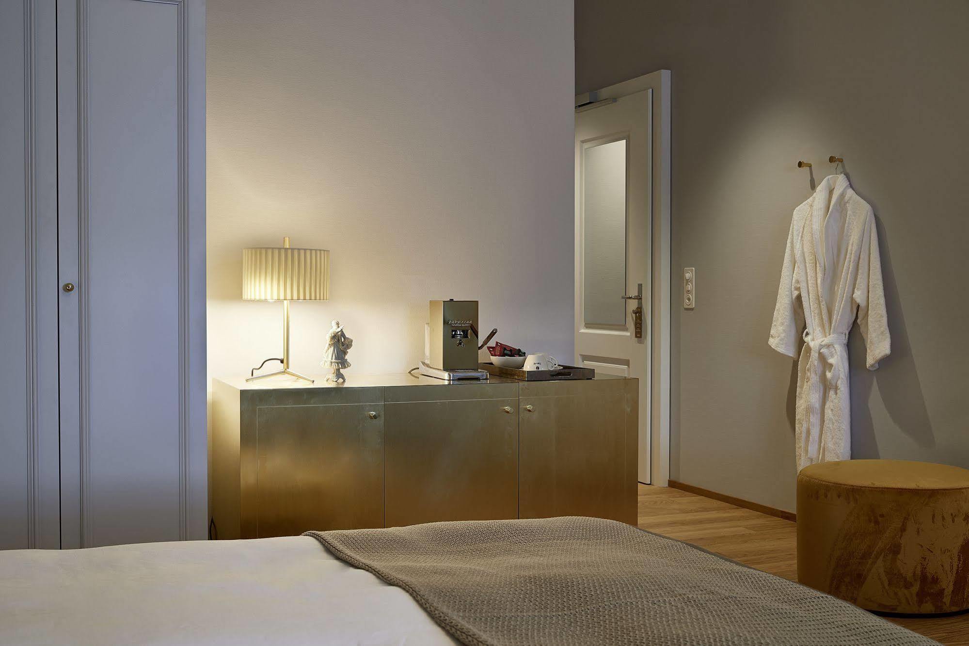 Boutique Hotel La Couronne Solothurn Buitenkant foto